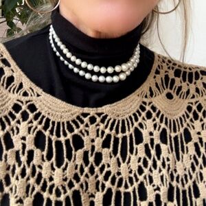 Pearl choker necklace